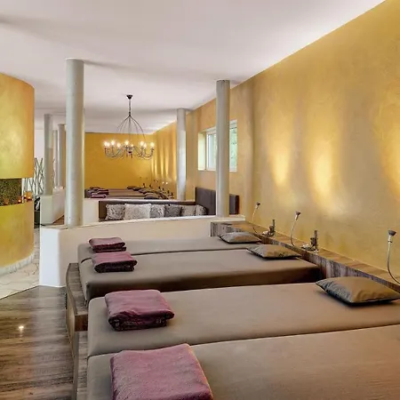 朱姆库尔夫斯登居家生活酒店 贝恩卡斯特尔-屈斯